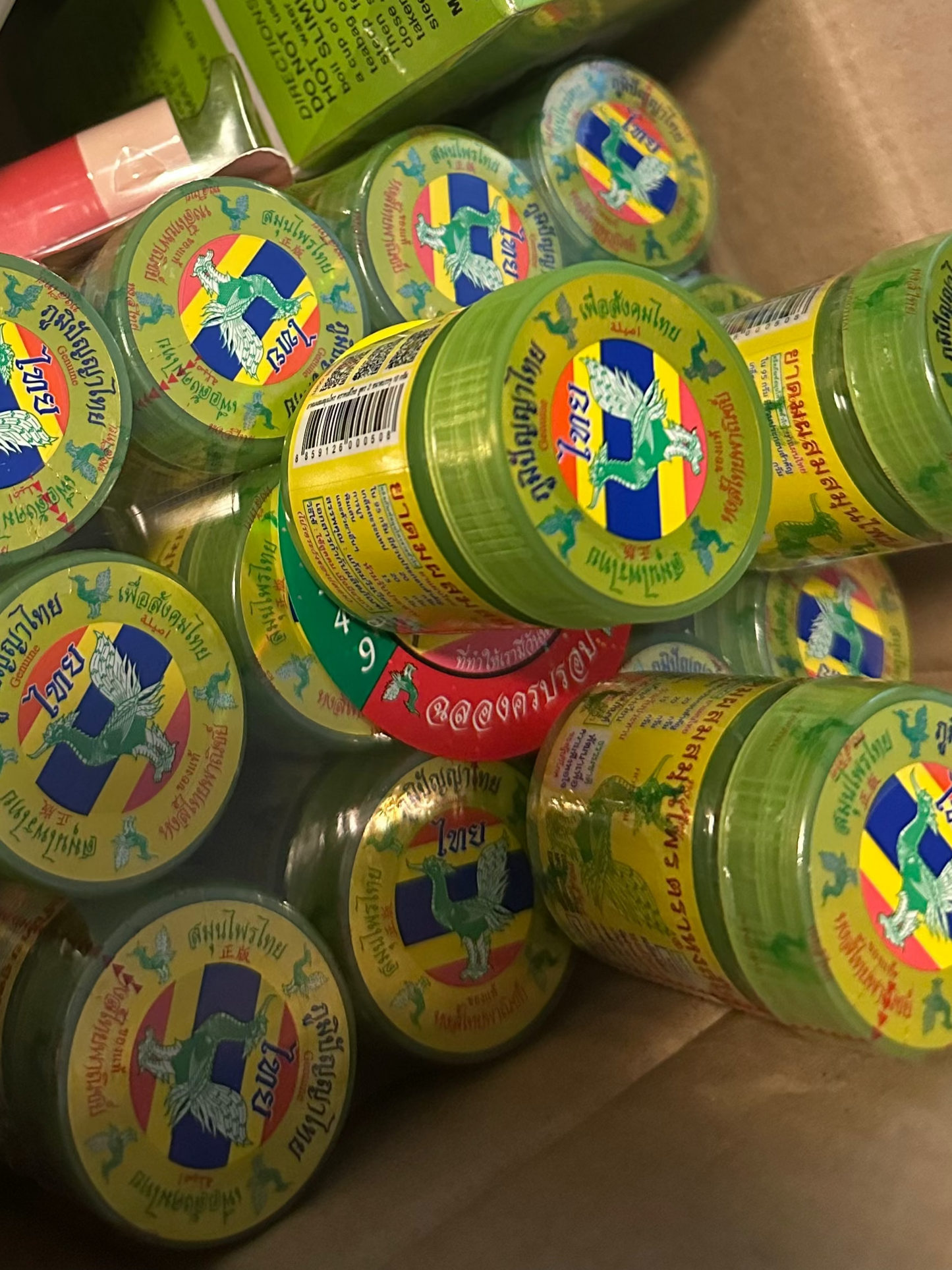 Hongthai 10g- Inhalador de hierbas tradicional tailandés - Alivio nasal natural y aromaterapia para mareos, dolores de cabeza y congestión.